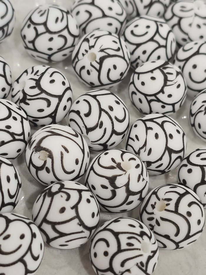 15mm Silicon beads smiley black and white