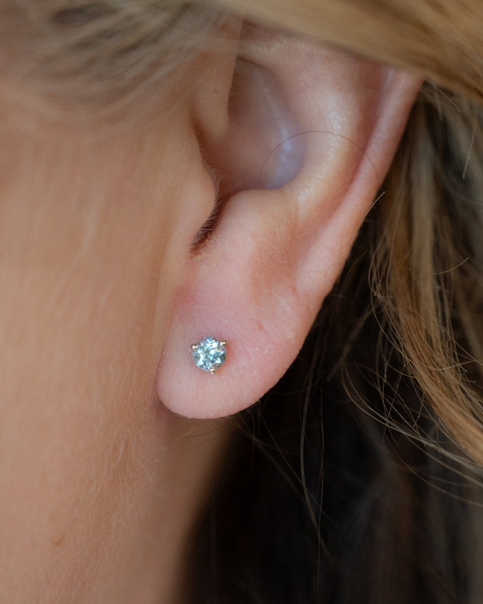 .48 Aquamarine Stud Earrings in 14k White Gold
