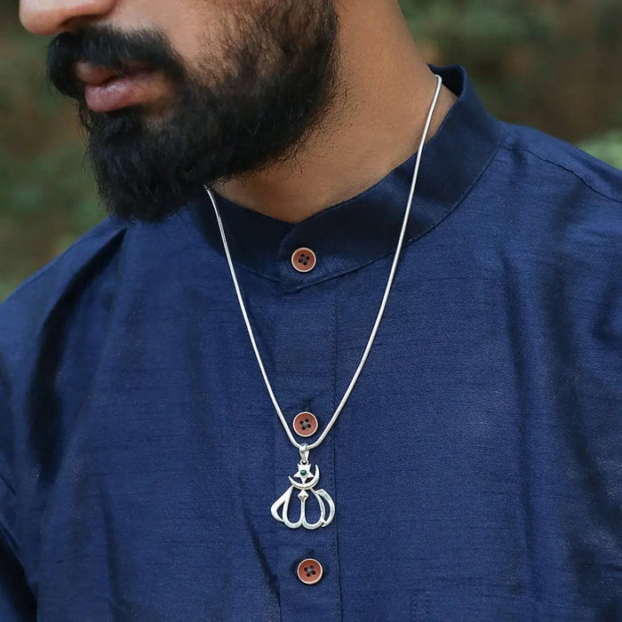 92.5 Men's silver pendant