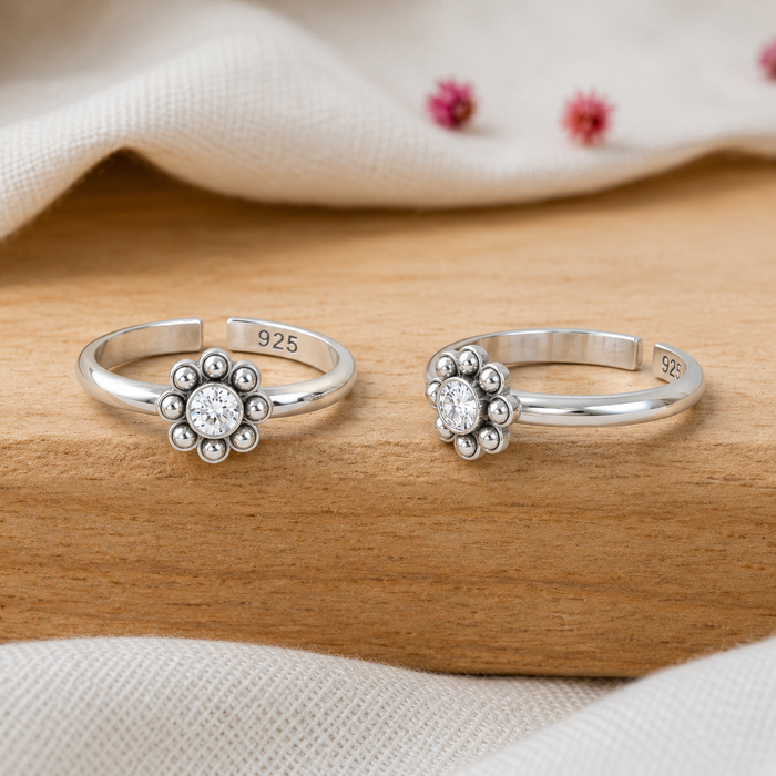 92.5 Oxidized Sterling Silver Toe Ring