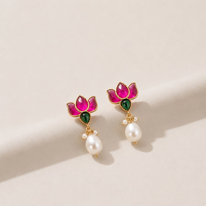 92.5 Sterling Silver Lotus Stud Earring