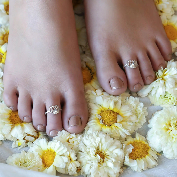 925 Sterling Silver Lotus Toe Ring