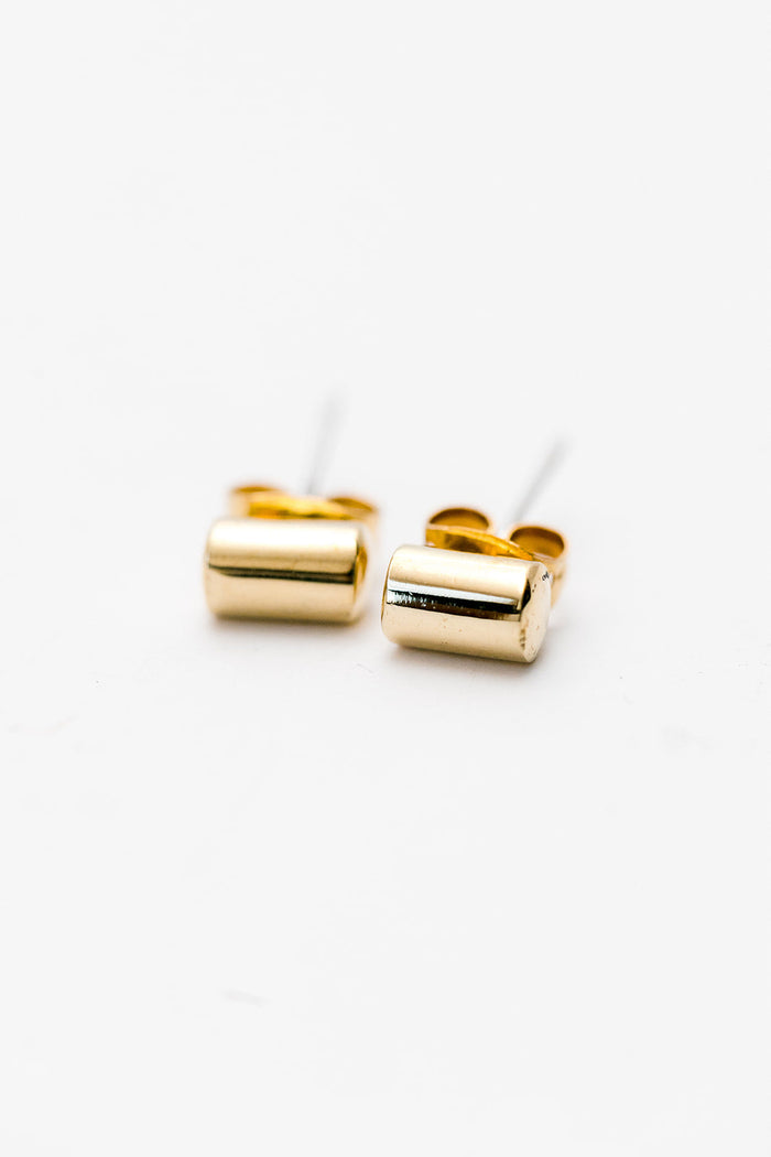 cylinder studs