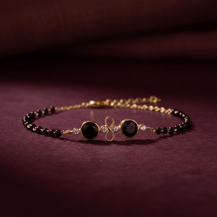 Eternal Knot 92.5 silver black onyx bracelet