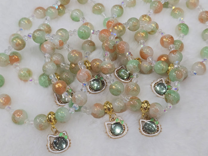 Glass beads HK head green