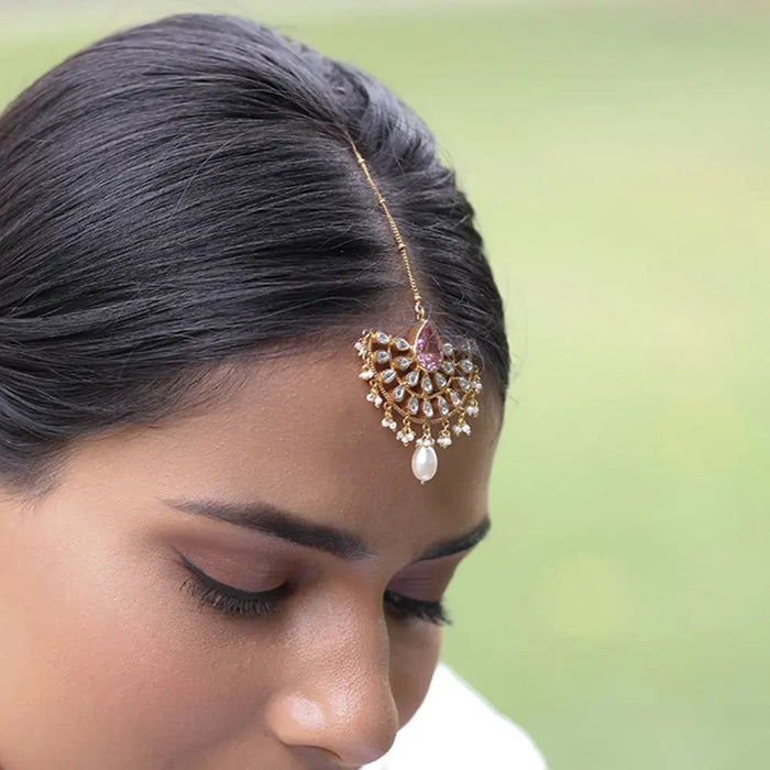 Gulabo Silver Maangtika