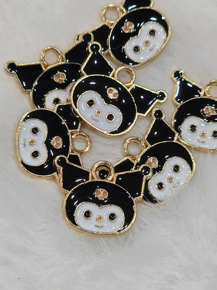 Kuko black  Metal pendant charms