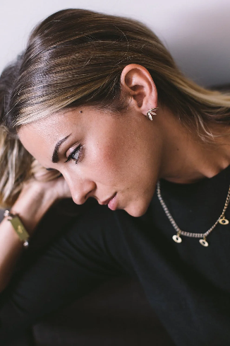 laurel studs