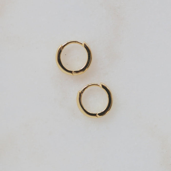 petite hoop huggies (e-1456)