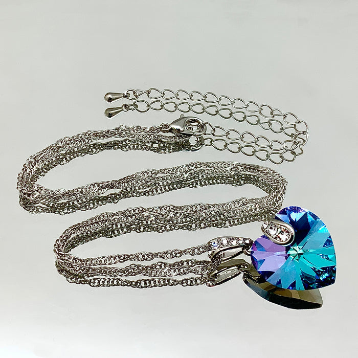 Necklace / White / Vitral Light