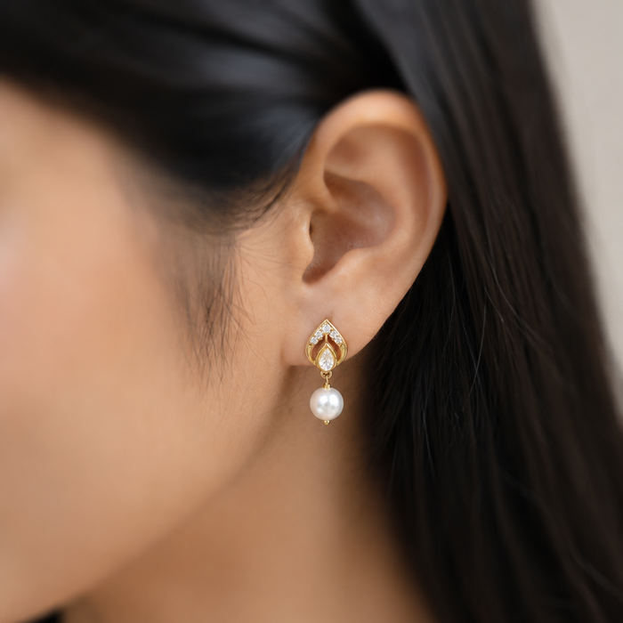 Pure Silver Heirloom Pear Motif White Kundan & Pearl Earrings