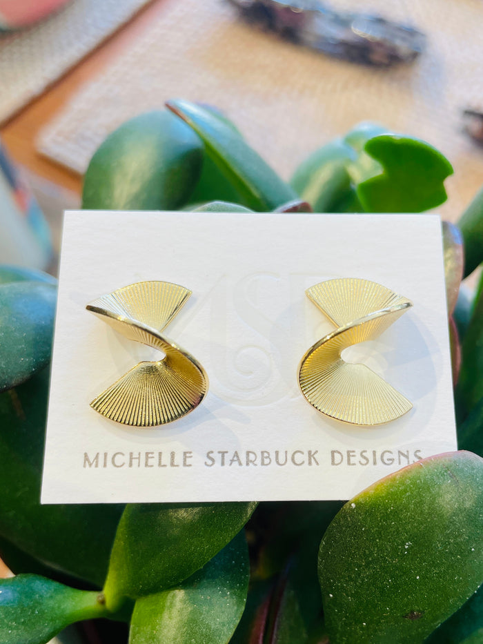 ribbon stud earrings