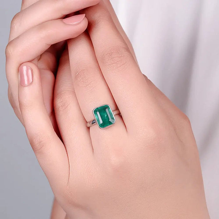 SILVER 92.5 green sparkling RING
