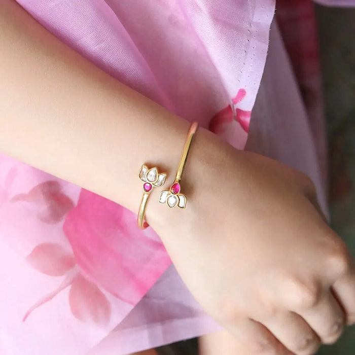 Silver Lotus Polki Bangle