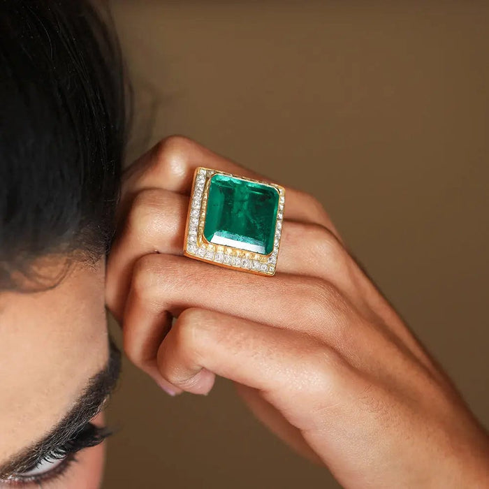 Silver Majestic Green Ring
